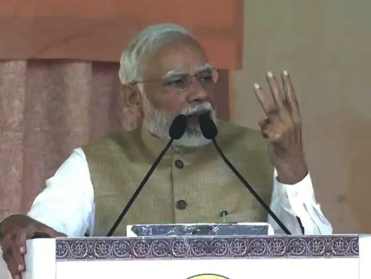 पिछली सरकारों की सोच पुरानी थी : मोदी